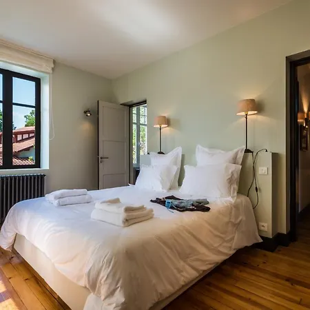 Sleeps 10 Pool Wifi Villa *