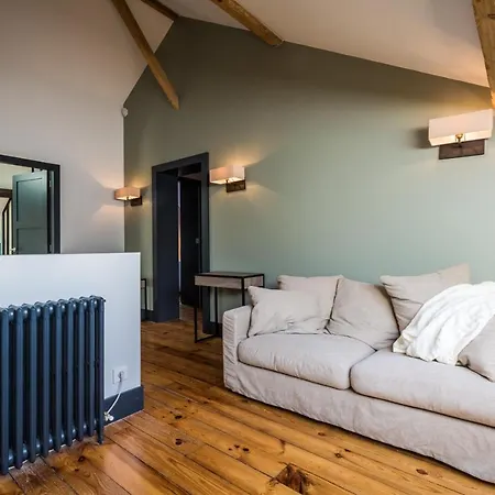 Sleeps 10 Pool Wifi * Biarritz