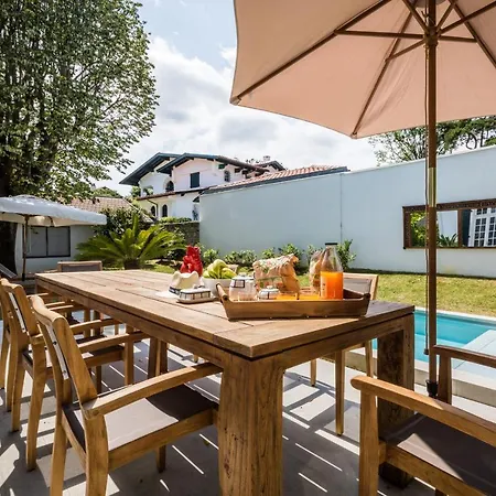 Sleeps 10 Pool Wifi *